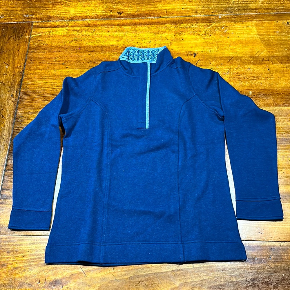 Orvis blue sweater half zip. Size M